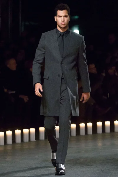 Look 2